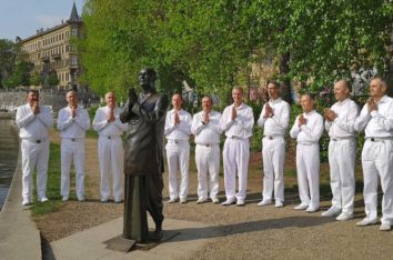 k92-prague-statue-oneness-dream